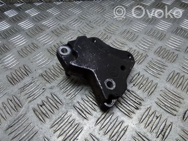 BMW 7 E65 E66 Support de pompe de direction assistée 7787538