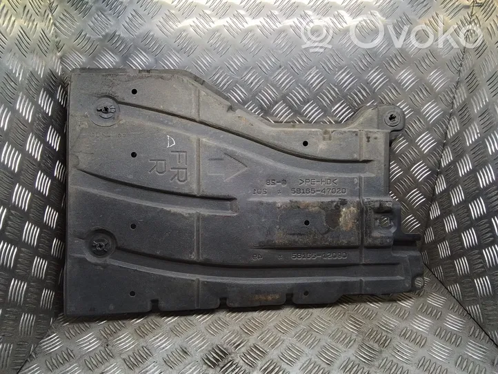 Toyota Prius+ (ZVW40) Protección inferior lateral 5816547020