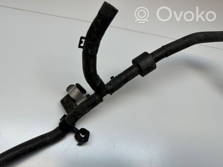 Volkswagen Amarok Tubo flessibile del liquido di raffreddamento del motore 2H0121444D