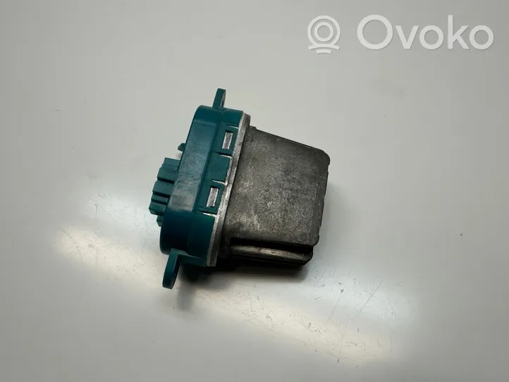 Volkswagen Amarok Heater blower motor/fan resistor 7L0907521B