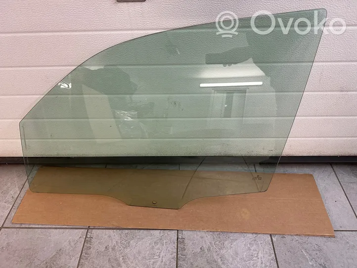 Volkswagen Amarok Front door window glass four-door 