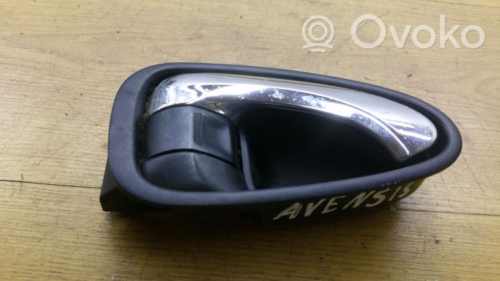 Toyota Avensis T270 Rankenėlė atidarymo vidinė 6920505051