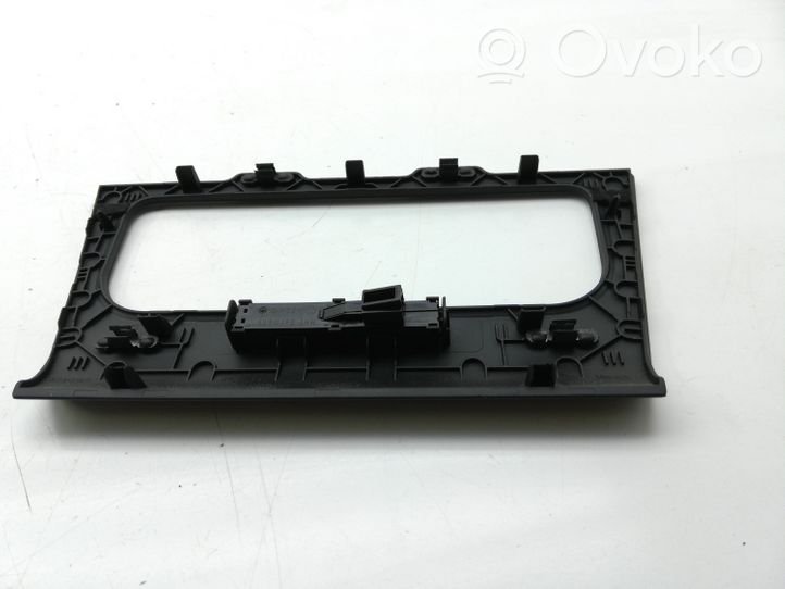 Volkswagen Golf VI Panel klimatyzacji / Ogrzewania 5K0858069