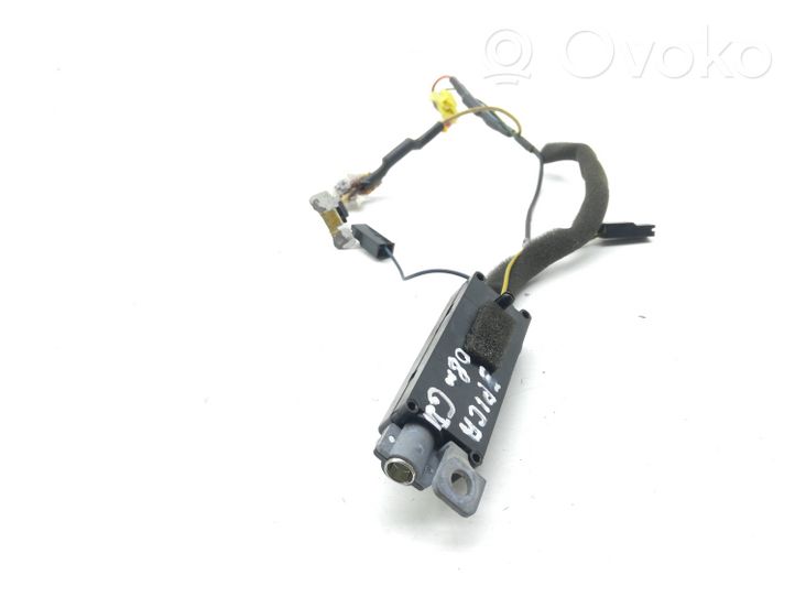 Chevrolet Epica Antenos stiprintuvas 96647367