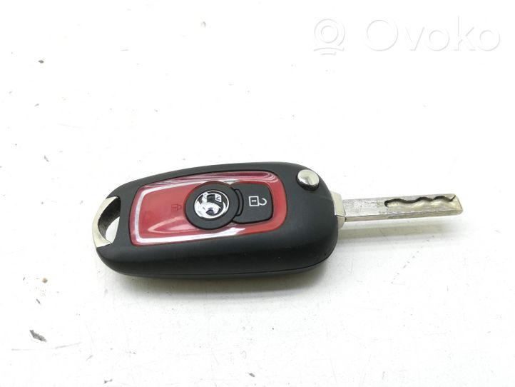 Opel Astra K Užvedimo raktas (raktelis)/ kortelė 