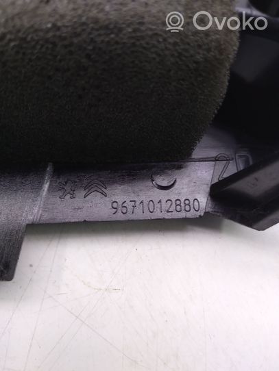 Citroen DS5 Veidrodėlio plastikinė apdaila 9671012880
