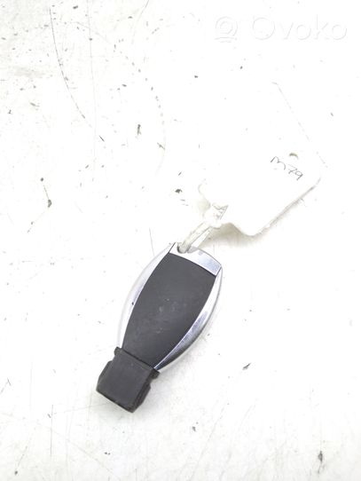 Mercedes-Benz C W204 Ignition key/card 