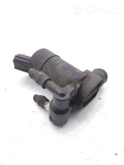 Volvo XC70 Pompe de lave-glace de pare-brise 