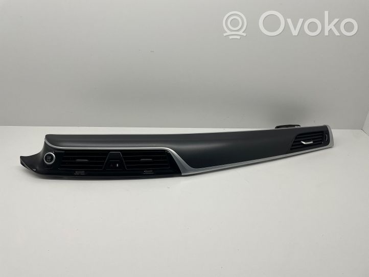 BMW M5 F90 Panelės apdaila 709084