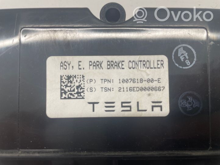 Tesla Model X Módulo de control del freno de mano 100761800C