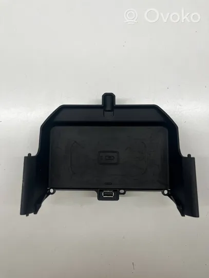 BMW 5 G30 G31 Wireless charging module 6801509