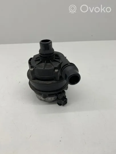 Mercedes-Benz C W205 Pompe à eau de liquide de refroidissement A0005002686