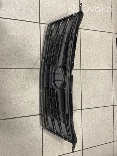 Subaru Outback Grille calandre supérieure de pare-chocs avant 91121AJ020