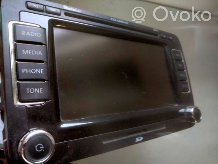 Skoda Octavia Mk2 (1Z) Radio/CD/DVD/GPS-pääyksikkö 3T0035680