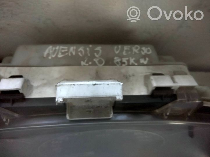 Toyota Avensis Verso Nopeusmittari (mittaristo) 8380044530