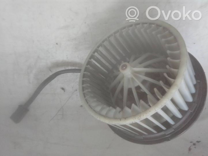 Audi A4 S4 B5 8D Ventola riscaldamento/ventilatore abitacolo 893819021