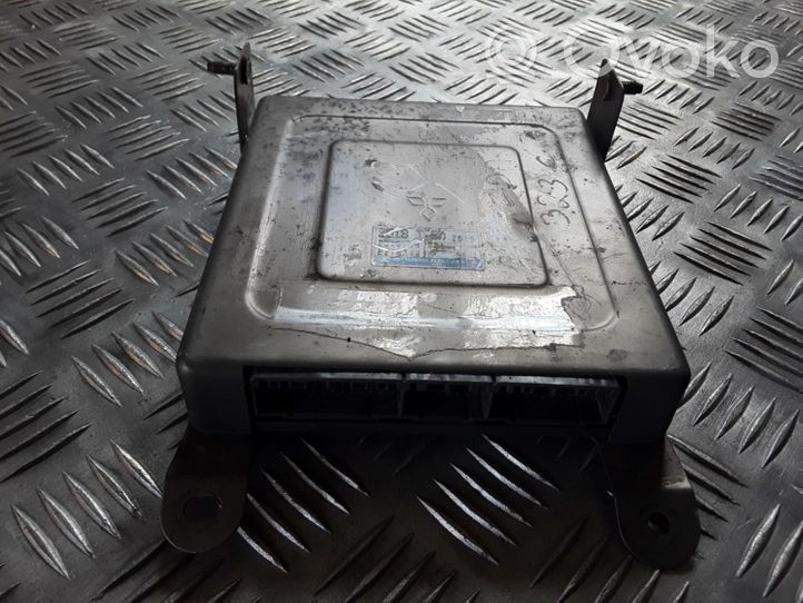 Mazda 323 Sterownik / Moduł ECU Z51818881