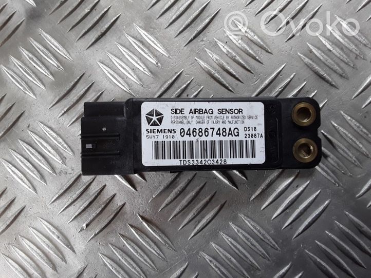 Chrysler Voyager Gaisa spilvenu trieciensensors 04686748AG