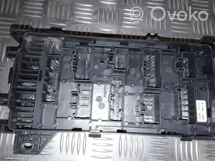 KIA Sorento Módulo de fusible 911603E060