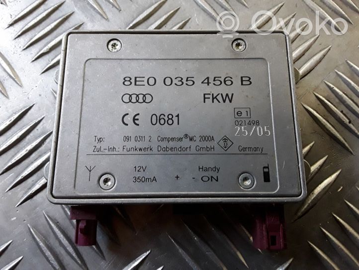 Audi A6 S6 C6 4F Antenos stiprintuvas 8E0035456B