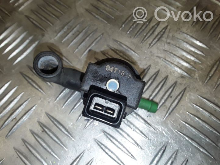 Mercedes-Benz C W203 Solenoidinis vožtuvas 0004703893