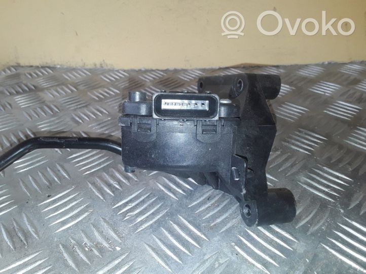 Opel Corsa C Pedał gazu / przyspieszenia 9129857