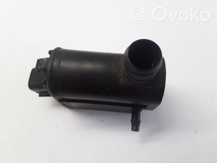 KIA Carens II Pompe de lave-glace de pare-brise 985103E000