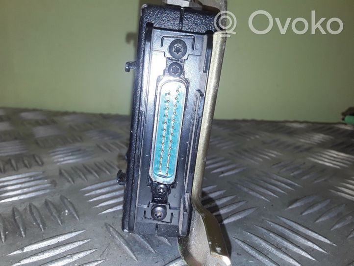 BMW 7 E38 Lector de tarjeta/llave de arranque 84118360235