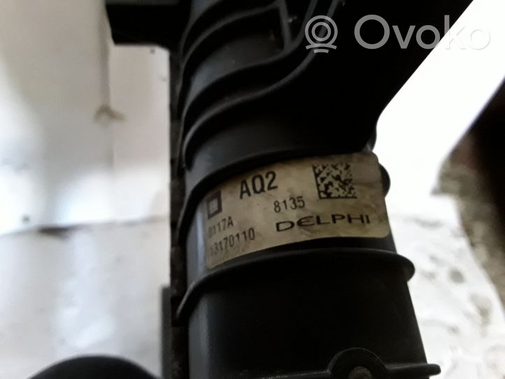 Opel Zafira B Radiatore di raffreddamento 13170110