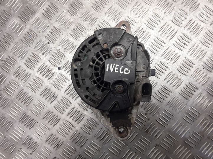 Iveco Daily 35.8 - 9 Generatore/alternatore 0124325053