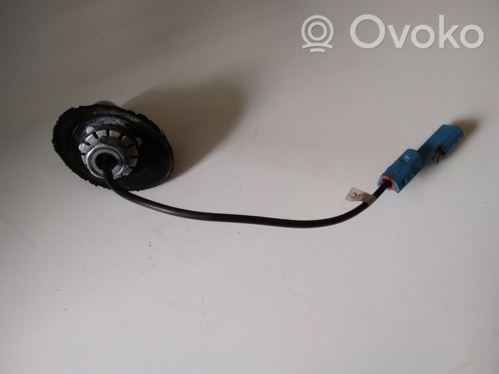 Opel Antara Antenna GPS 13556501E