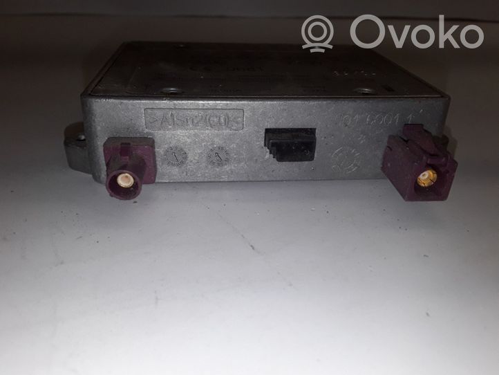 Audi A6 S6 C6 4F Antenos stiprintuvas 8E0035456B