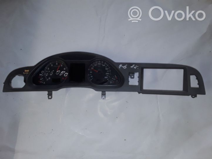 Audi A6 S6 C6 4F Tachimetro (quadro strumenti) 4F0920900