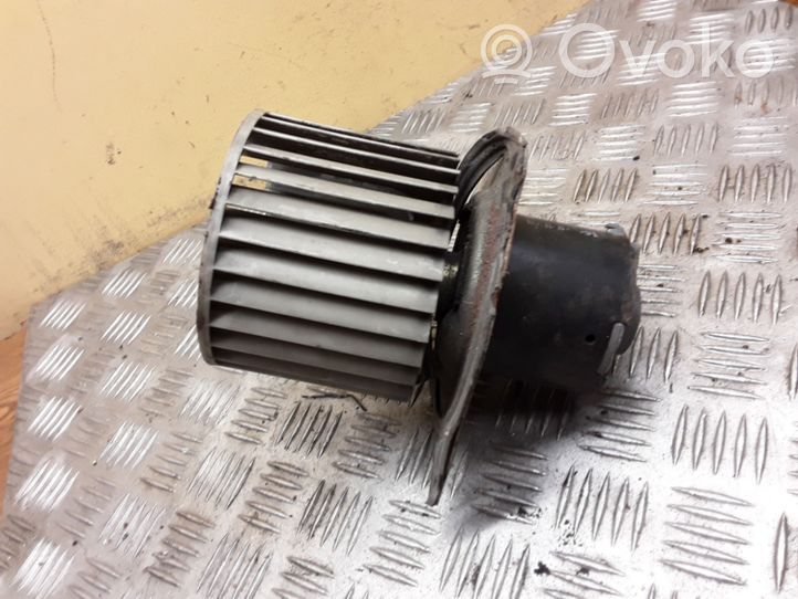 Ford Transit Ventola riscaldamento/ventilatore abitacolo F18527AA