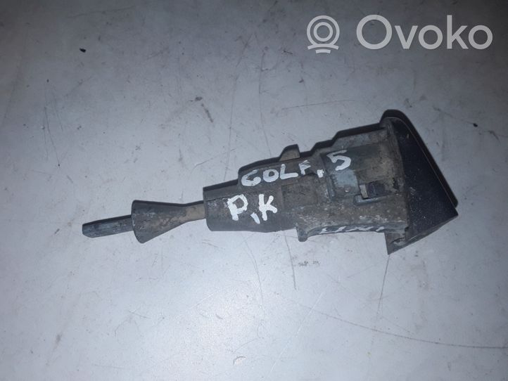 Volkswagen Golf V Serratura portiera anteriore (vicino alla maniglia) 1K5837167168