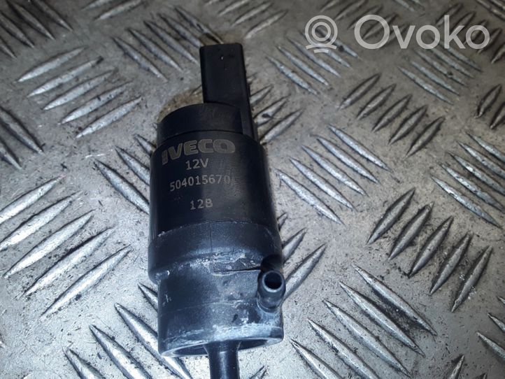 Iveco Daily 35.8 - 9 Windscreen/windshield washer pump 504015670