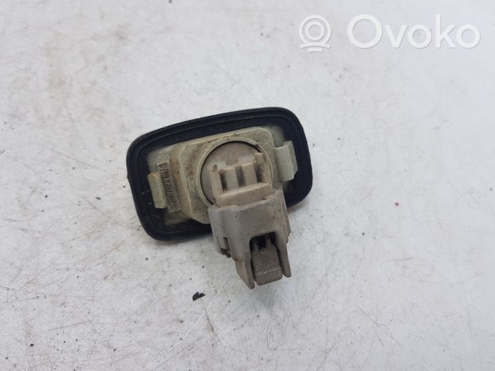 Toyota 4 Runner N120 N130 Indicatore di direzione del parafango anteriore 013471