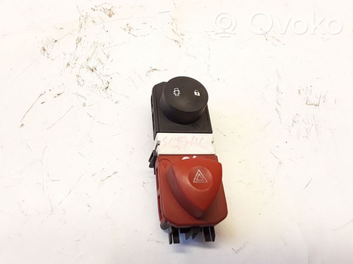 Renault Megane II Hazard light switch 8200407415