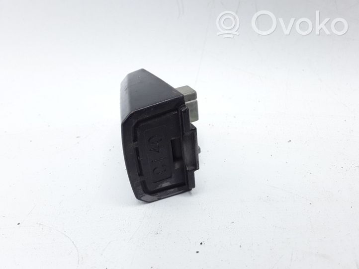 Opel Antara Front door handle cover C140