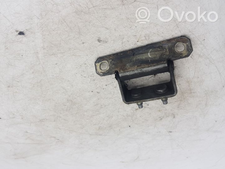 Nissan X-Trail T30 Tailgate/trunk/boot hinge 