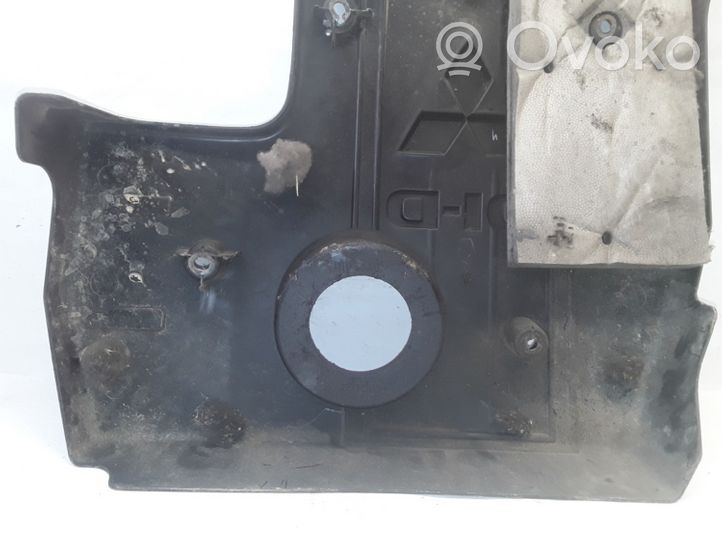 Mitsubishi Pajero Couvercle cache moteur 