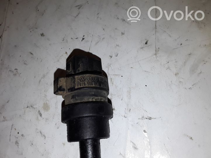 Volkswagen Sharan Intake air temperature sensor 028906081