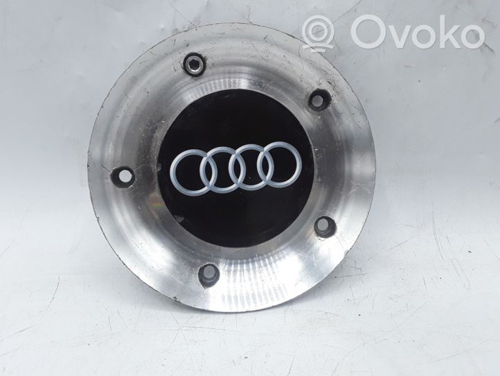 Audi 100 200 5000 C3 Gamyklinis rato centrinės skylės dangtelis (-iai) C015402CAP