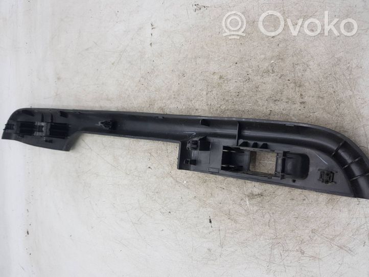 Nissan X-Trail T30 Support bouton lève vitre porte avant 829498H300X