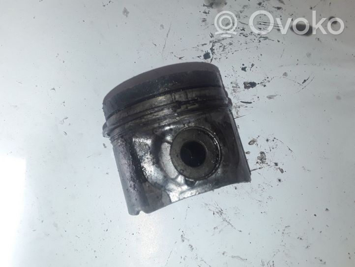 Honda Accord Piston 142