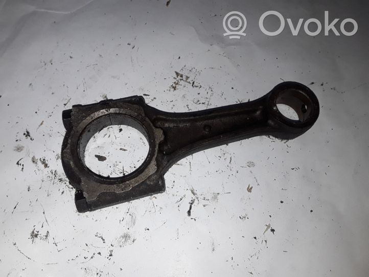 Opel Astra J Bielle moteur 