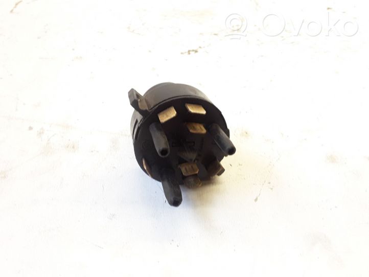 Audi 80 90 S2 B4 Ignition lock contact 4A0905849