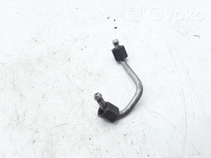 Audi A7 S7 4G Tuyau d'alimentation d'injecteur de carburant U241CR2