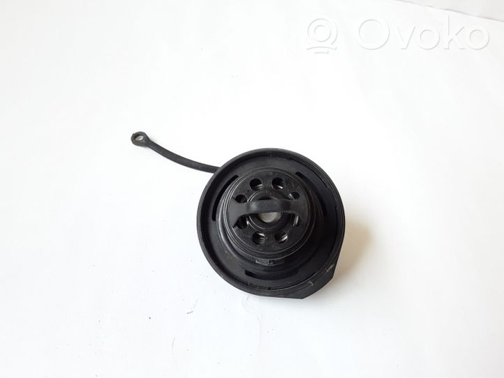 Volvo S80 Fuel tank filler cap C449