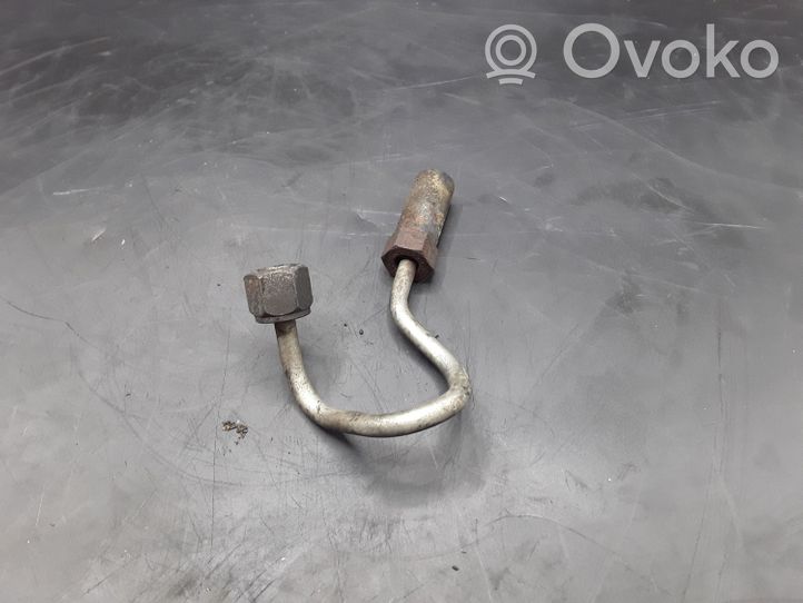 Nissan Pathfinder R51 Tuyau d'alimentation d'injecteur de carburant 